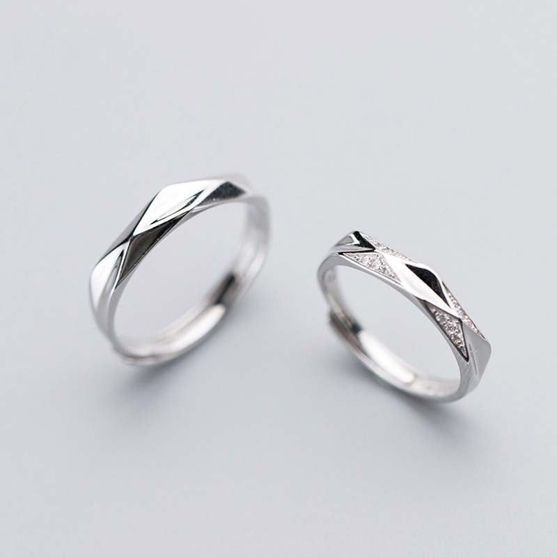 Couple Wavy rings