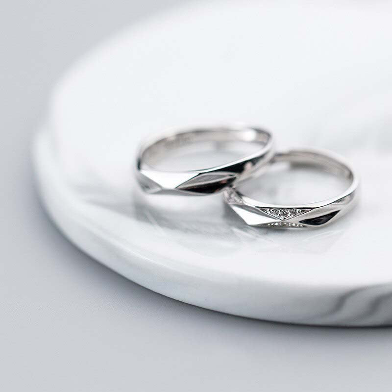 Couple Wavy rings