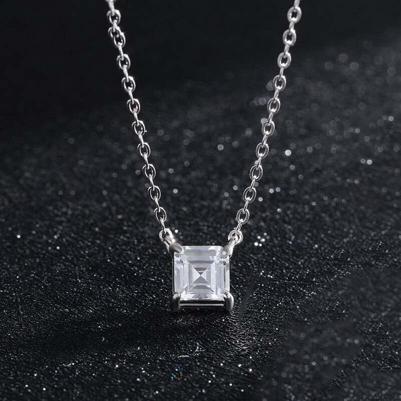 Emerald cut Classic Necklace