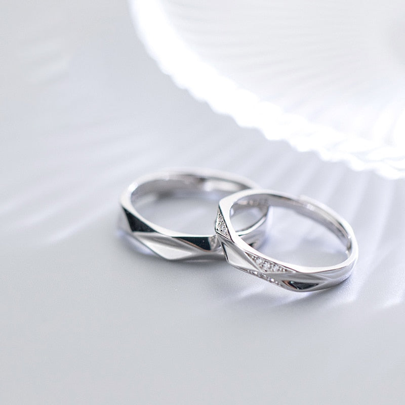 Couple Wavy rings