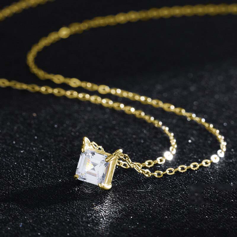 Emerald cut Classic Necklace