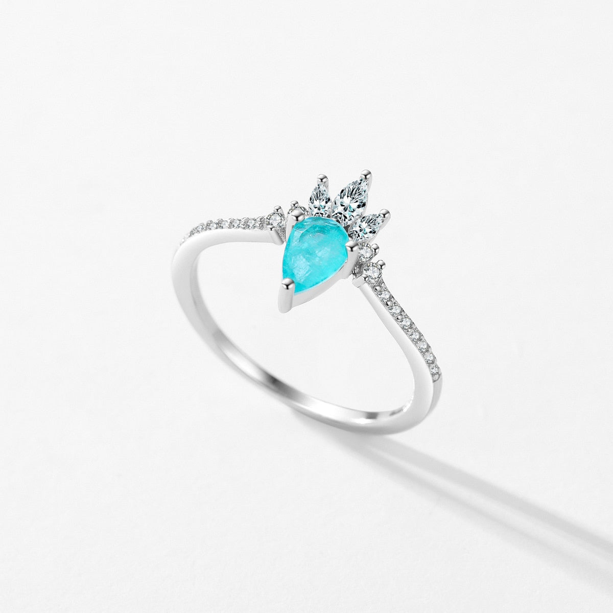 Stand Out Ring