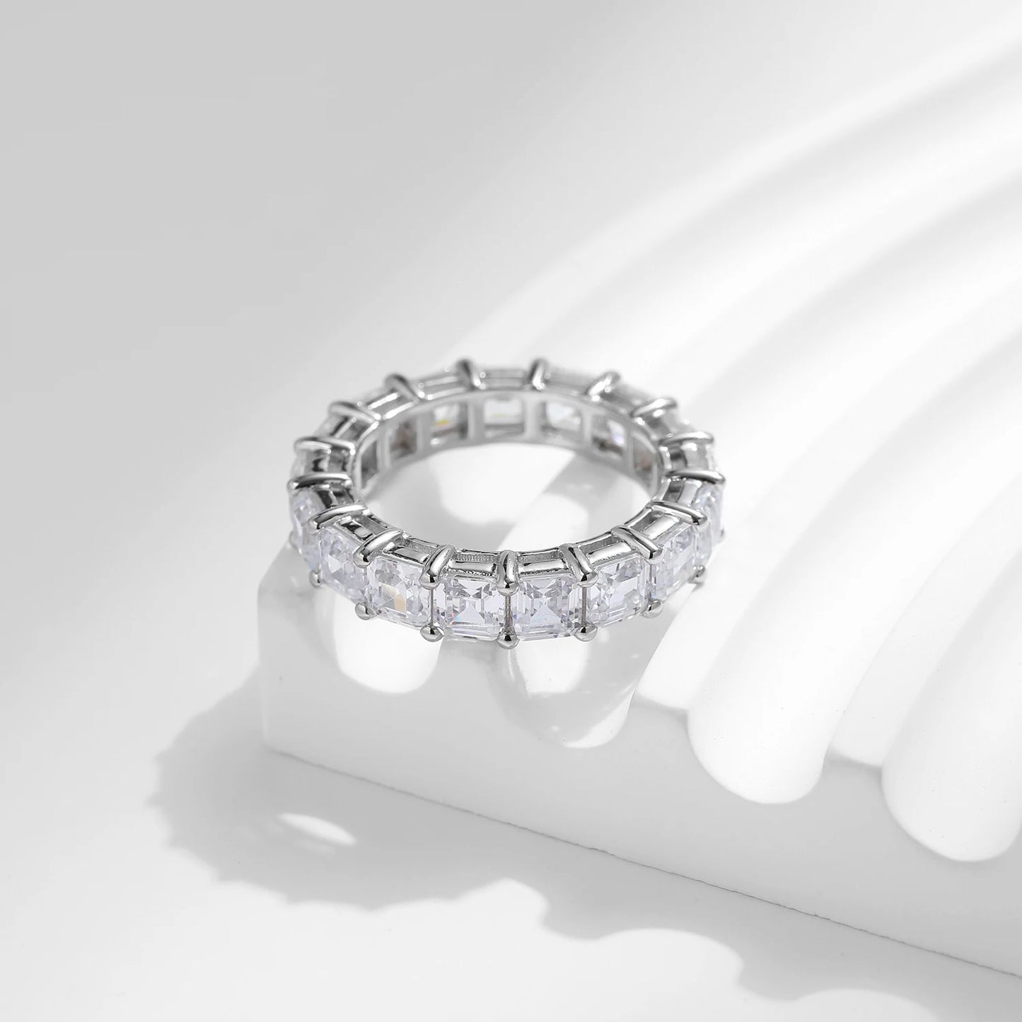 Luxury Emerald Cut Square Ring