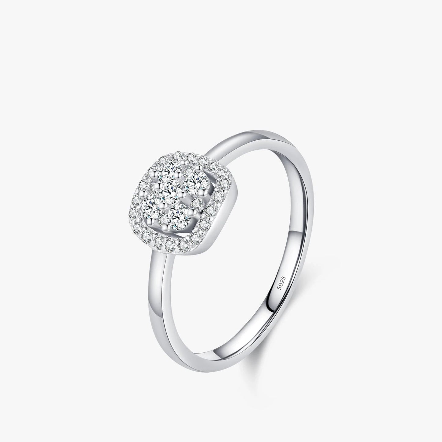 Sparkling VVS1 D Color Moissanite Ring