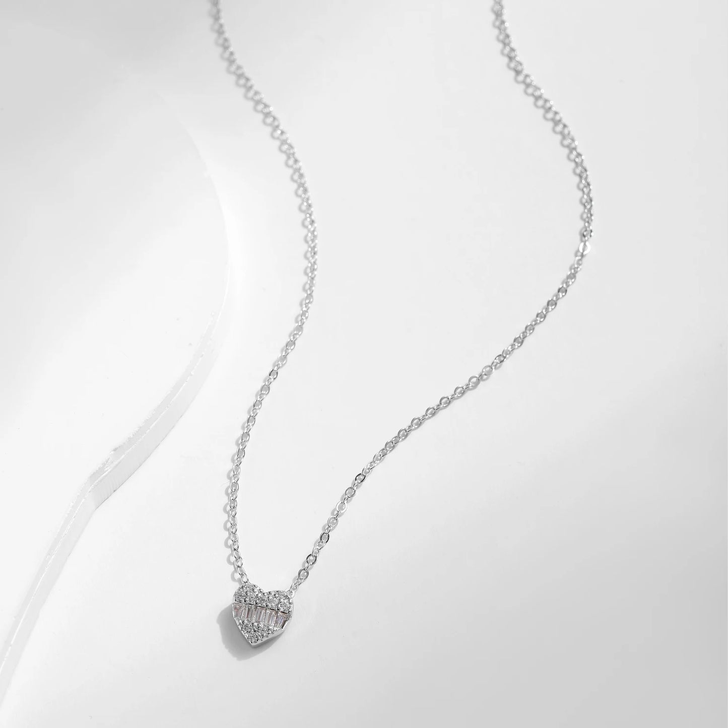 Shinning Heart Necklace