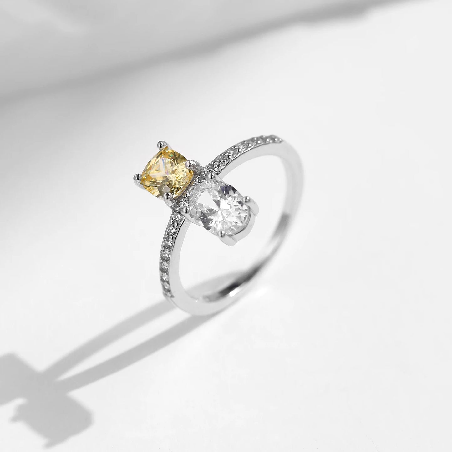 Square & Oval Contrast Ring