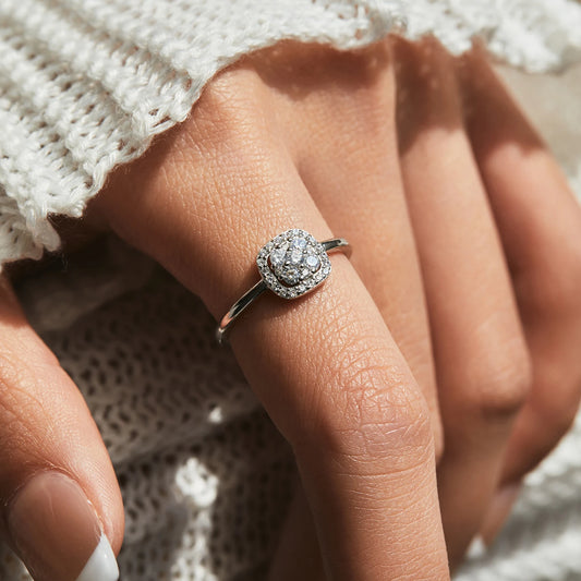 Sparkling VVS1 D Color Moissanite Ring