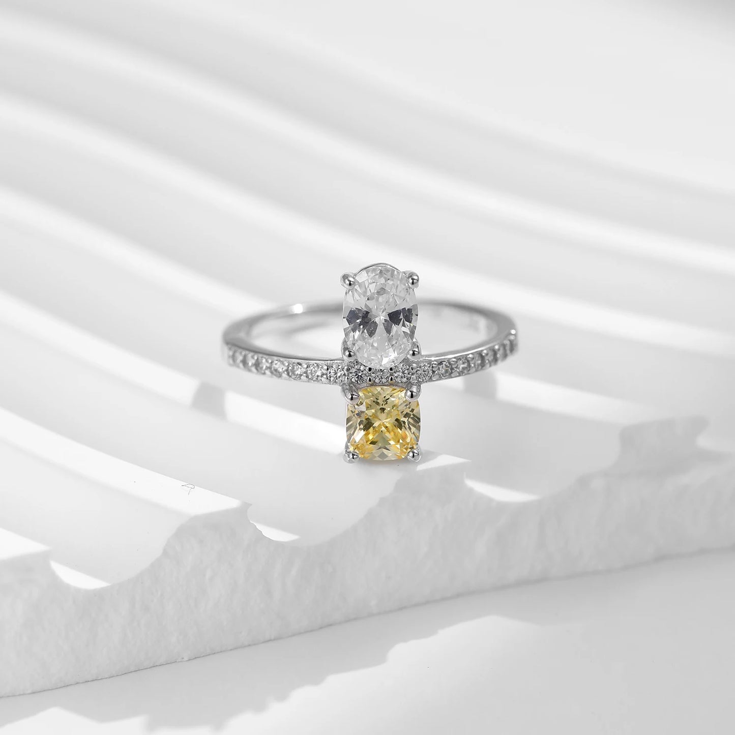 Square & Oval Contrast Ring