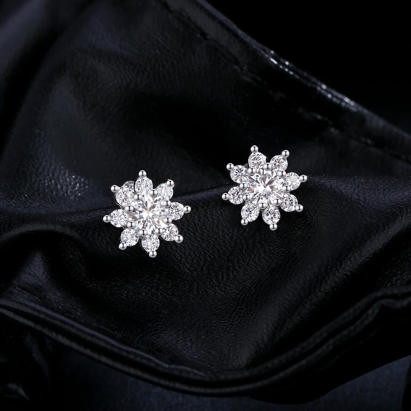 Classic Flowers Moissanite Stud Earrings