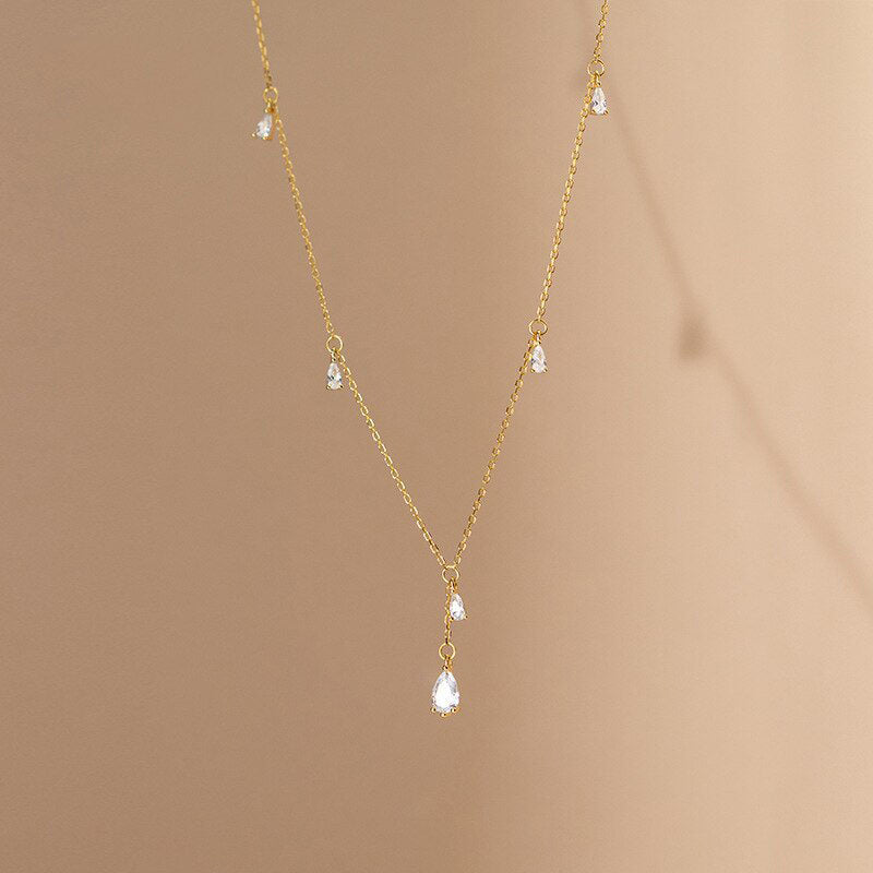 Twinkling Water Drop Necklace - RawaJewels