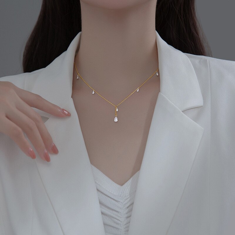 Twinkling Water Drop Necklace - RawaJewels