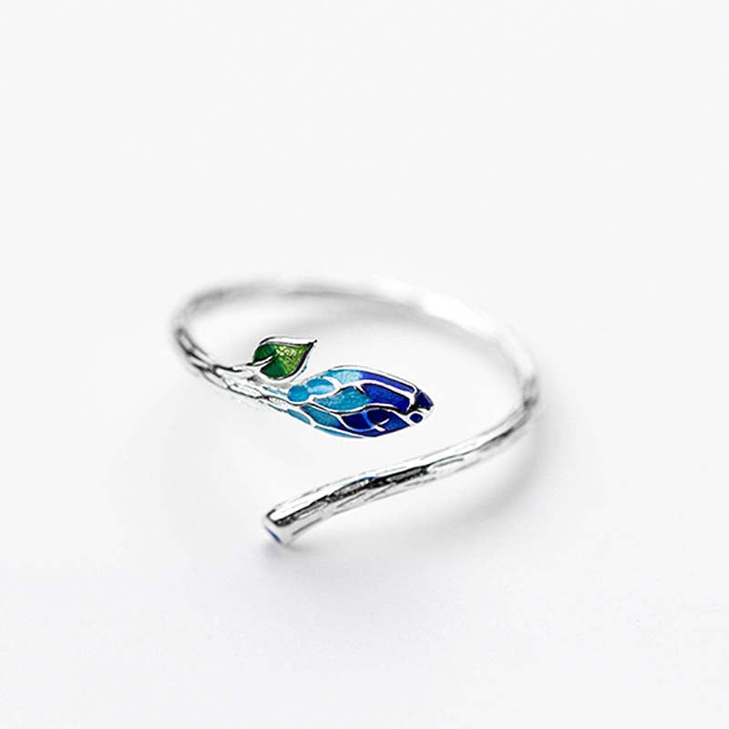 Mystery Leaves Ring