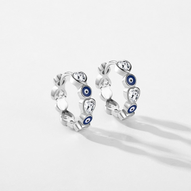Eyes On Heart Ring - RawaJewels