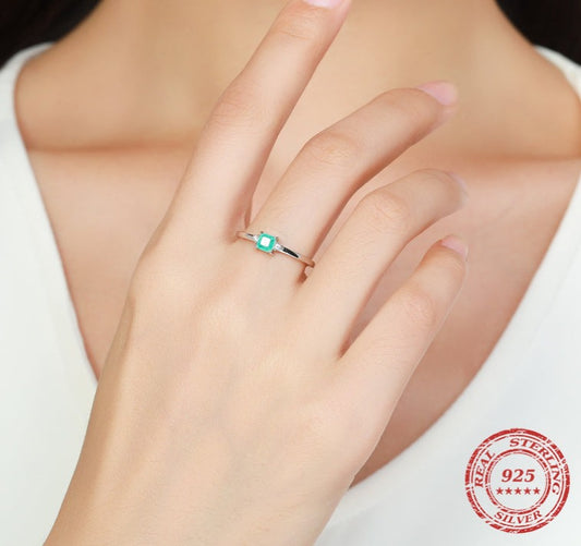 The Green Square Ring & Necklace Jewelry Set - RawaJewels