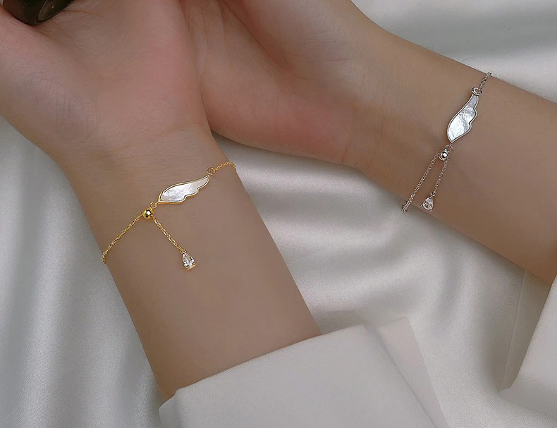 Wing & Tassel Bracelet - RawaJewels