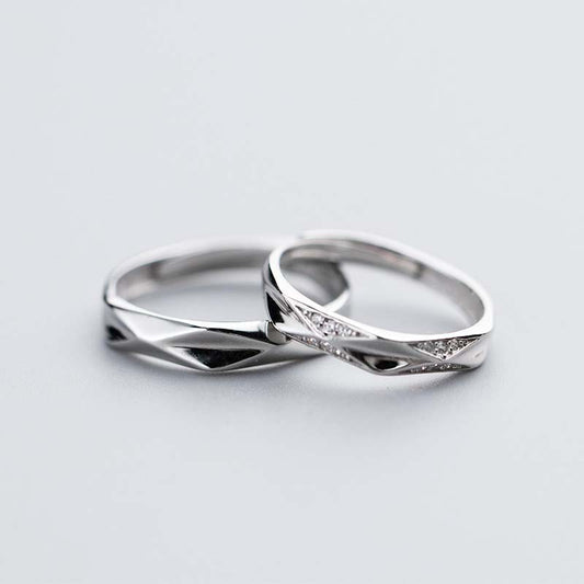 Couple Wavy rings