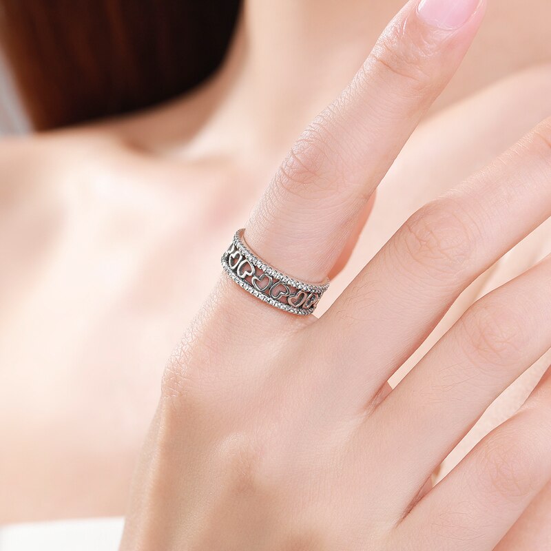 Hearts Finger Ring