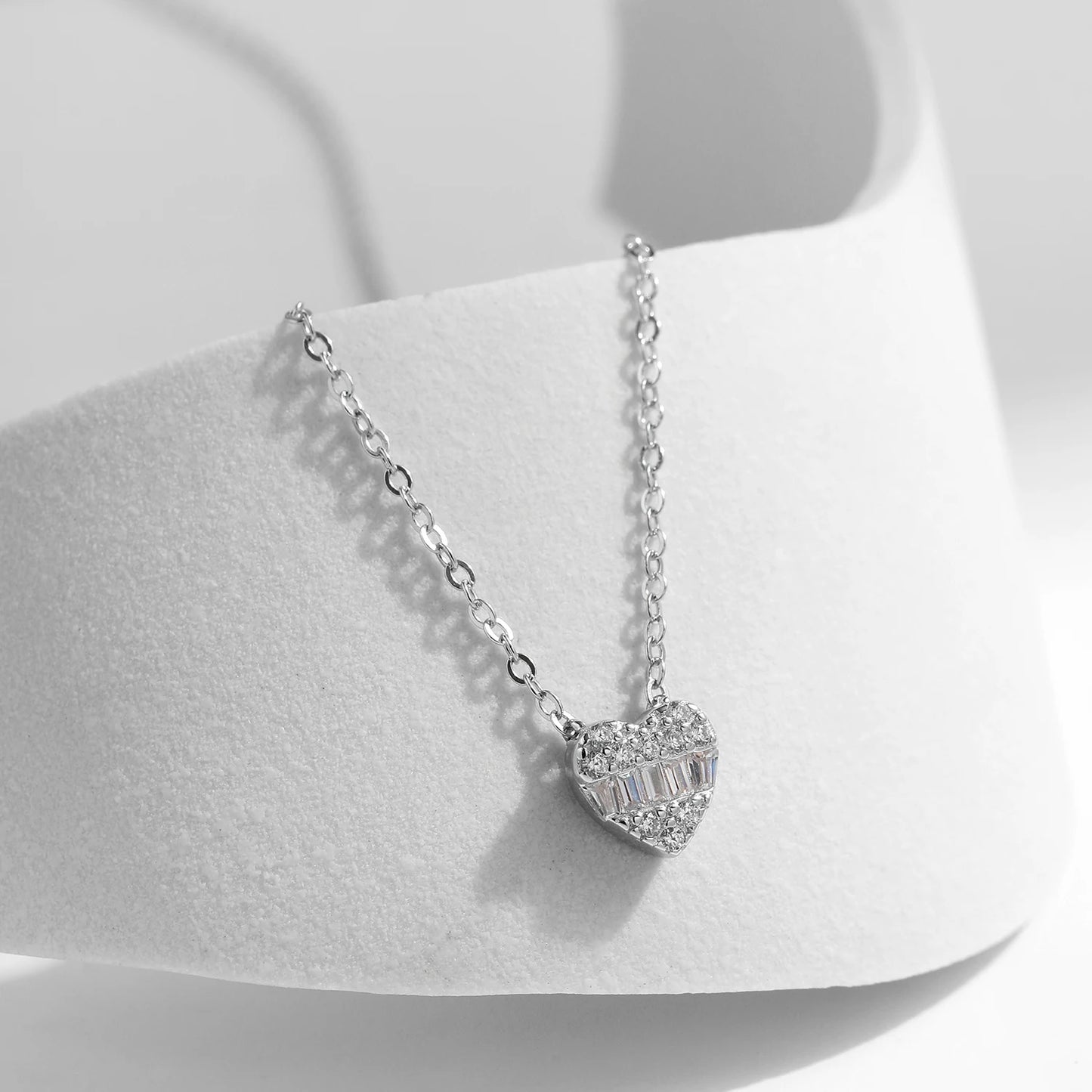 Shinning Heart Necklace