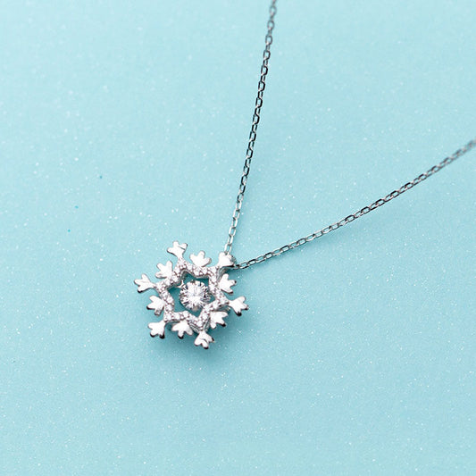 Lovely Snowflake Necklace - RawaJewels